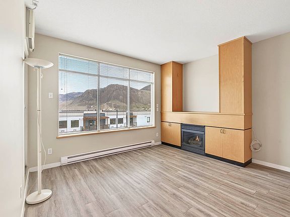 2nd image of 619 Victoria St #701