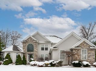 3083 Oaklawn Park Blvd, Stow, OH 44224