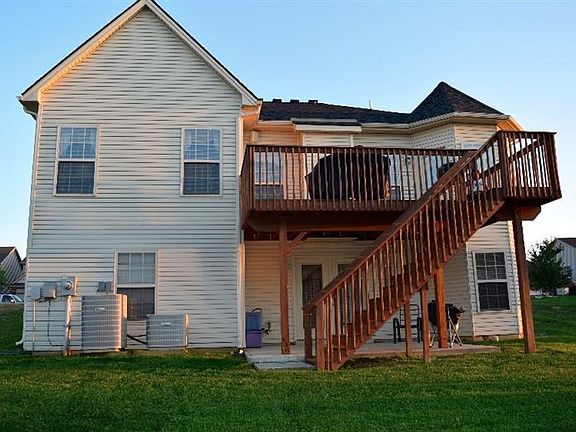 4th image of 677 Estrella Dr