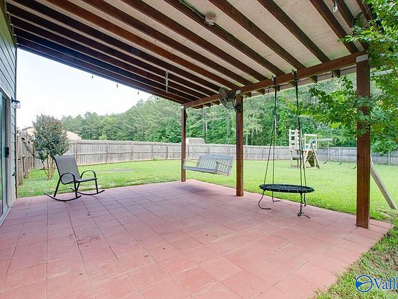 3rd image of 143 Belle Haven Dr