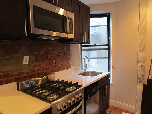 Rented by Mason Group LLC | media 32