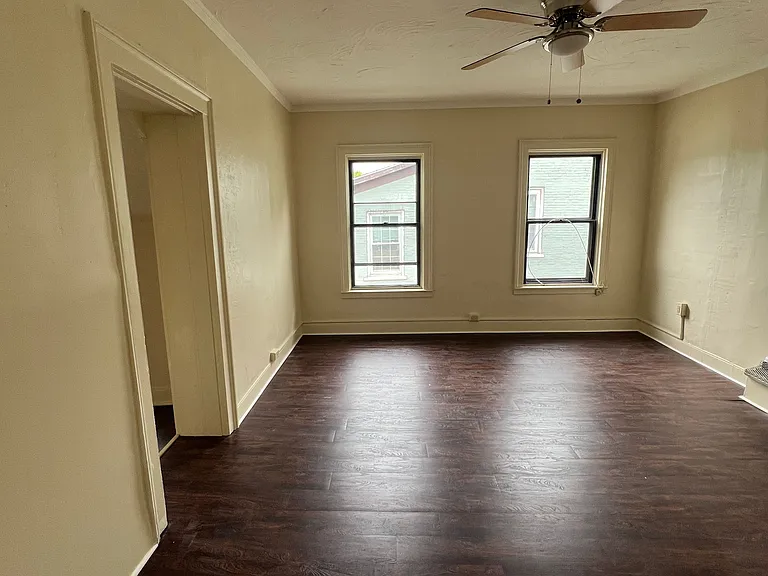 42 S Main St #4 — Photo 5