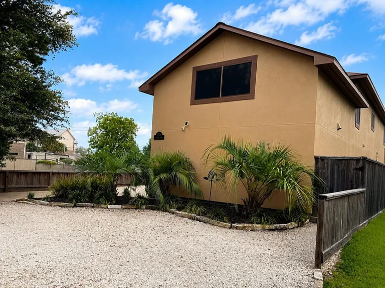 3040 Bayshore Dr #3 — Photo 7