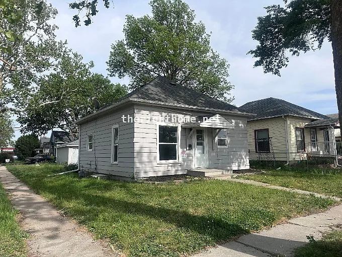 2 bed, 1248 sqft, $1,350 — Photo 2