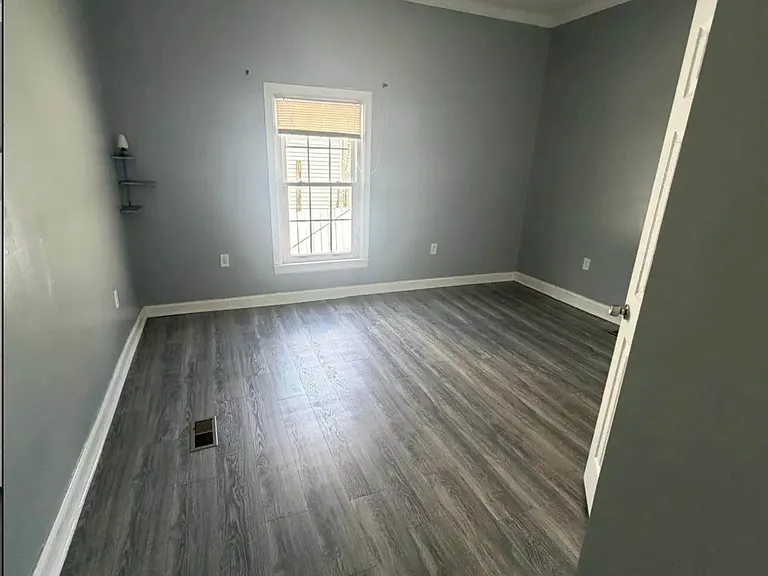 1125 Textile Pl — Photo 12