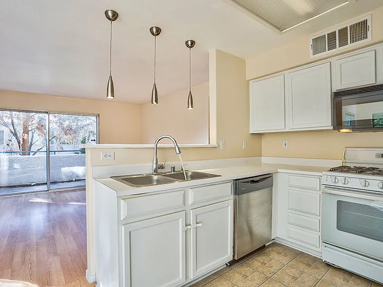 3035 Casey Dr #201 — Photo 24