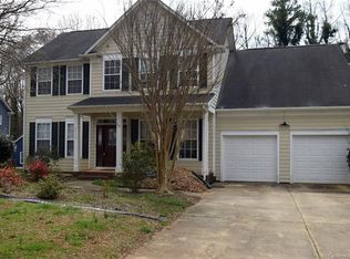 8434 Meadowcroft Ct, Charlotte, NC 28215