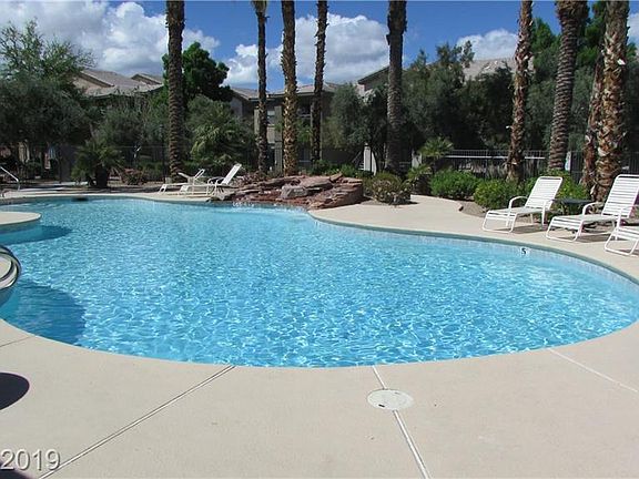 4th image of 8000 W Badura Ave #1031