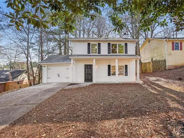 1302 Daniel Ln, Lawrenceville, GA 30046