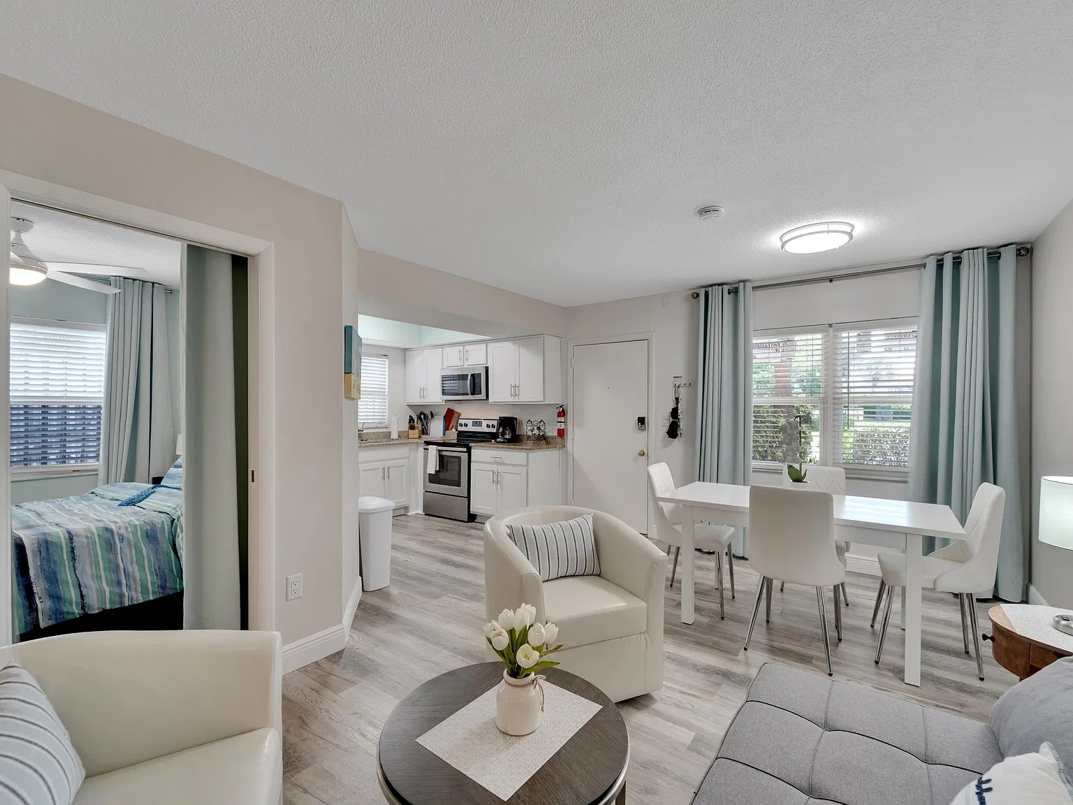 1 bed, 500 sqft, $2,500 — Photo 4