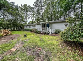 453 S Canyon Dr, Onalaska, TX 77360