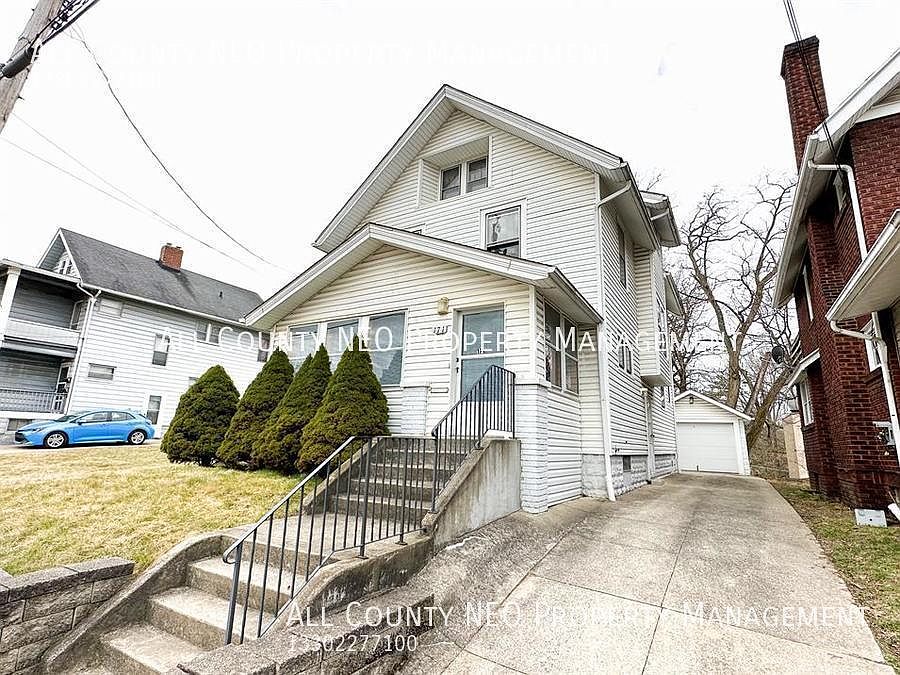 1st image of 171 Oak Park Dr