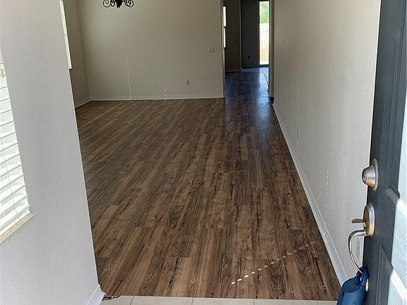 5th image of 631 Astera Ct