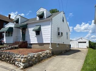 57 Hawley St, Lawrence, MA 01843
