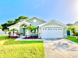 1842 Winwood Dr, Clearwater, FL 33759