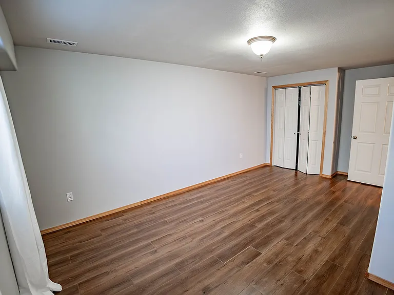 1268 W Bentwood Loop — Photo 36