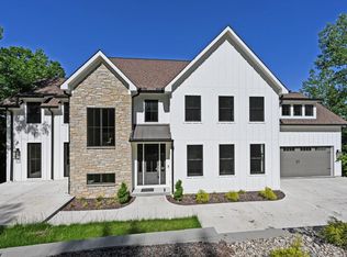 1080 Tuscany Pl, Cincinnati, OH 45226