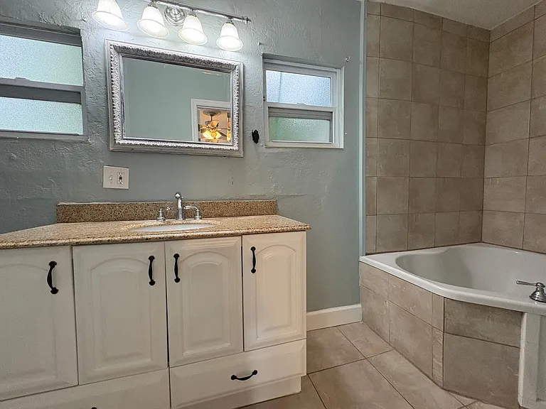 500 S Eola Dr — Photo 14