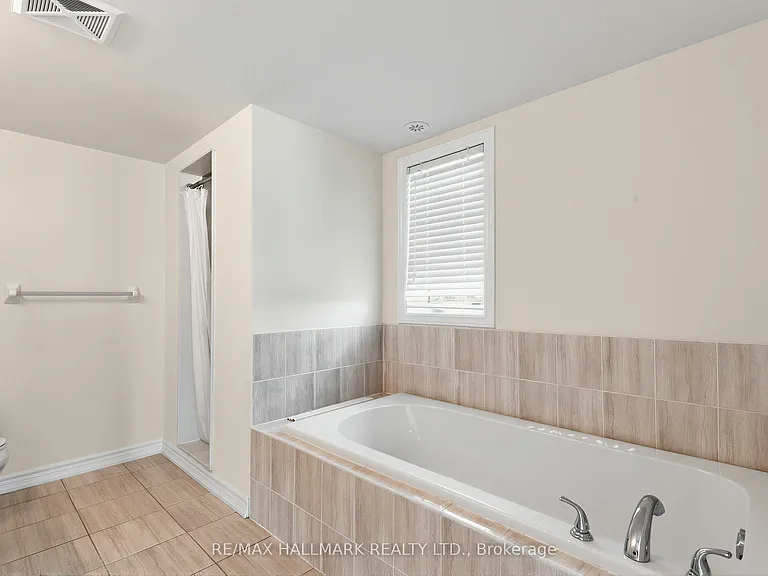 181 Parktree Dr #1 — Photo 7