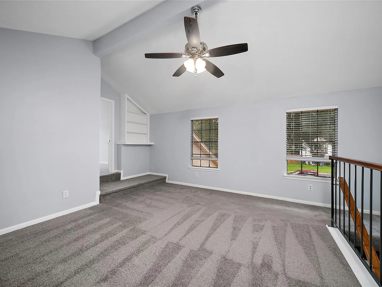 4 bed, 3.0 bath, 2463 sqft, $2,200 — Photo 4