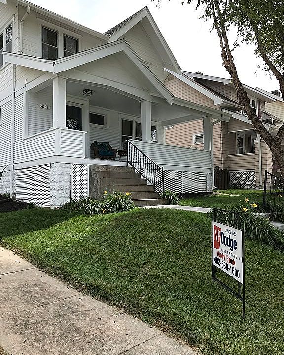1st image of 3051 S 32nd St