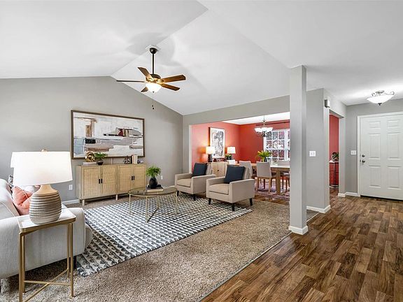 5th image of 1476 Saint Charles Dr
