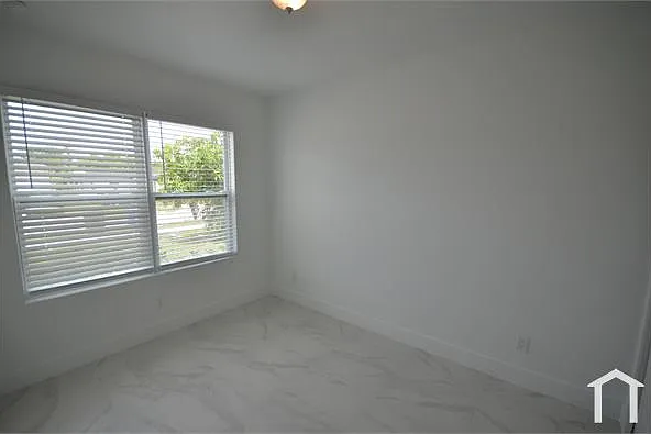2197 Davis Ct — Photo 21