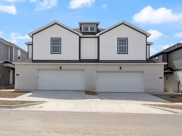 4211 W Santa Fe St #1 & 2, Fayetteville, AR 72704