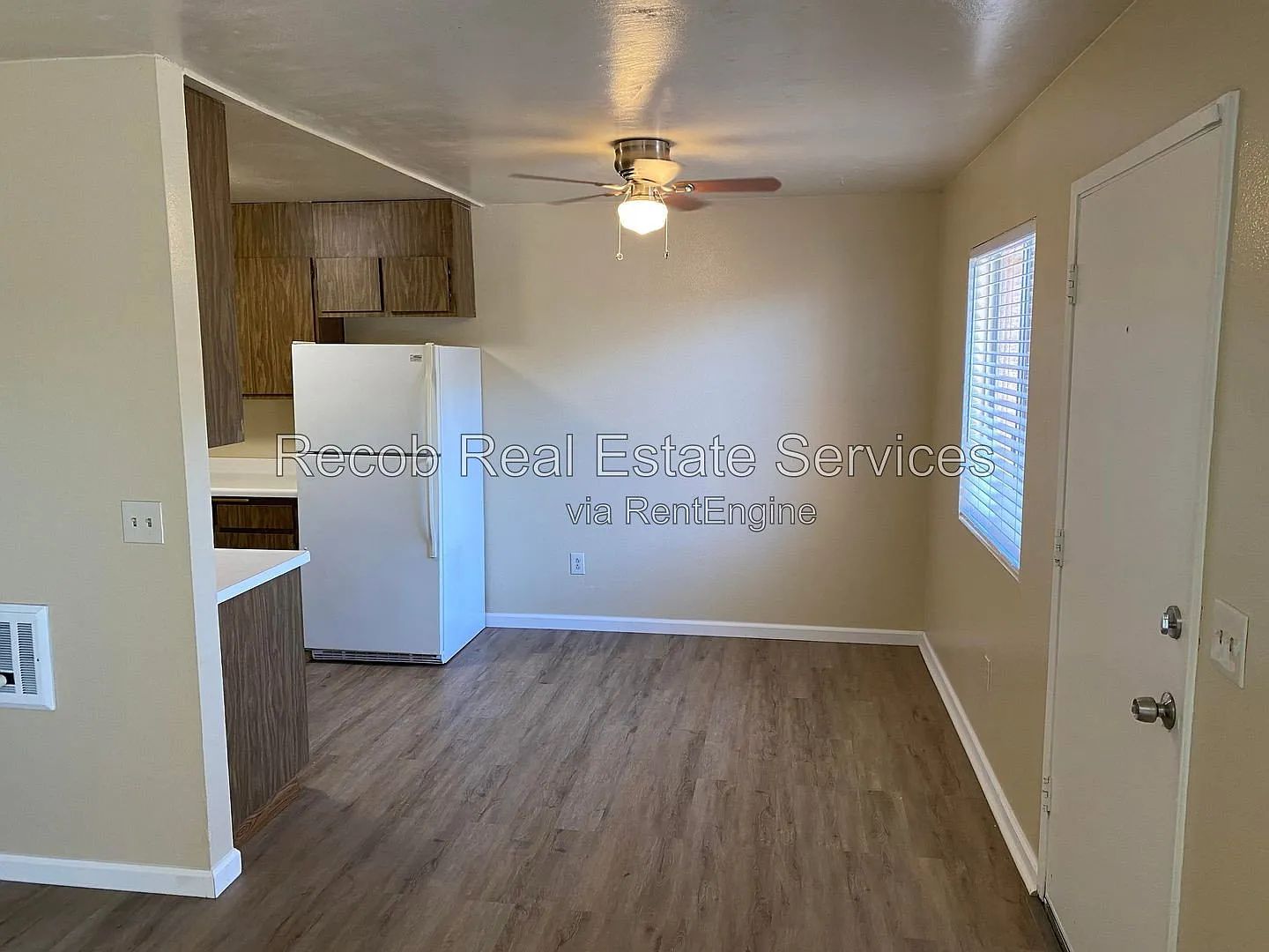1 bed, 1.0 bath, 700 sqft, $1,695 — Photo 2