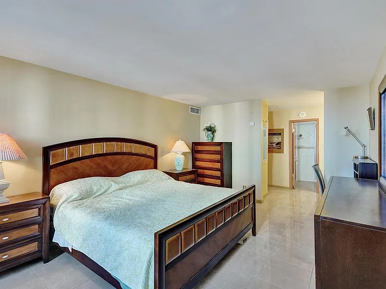 1000 S Ocean Blvd #6M — Photo 20