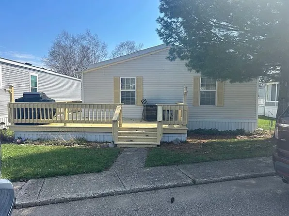 233 Shoreline W, Port Sanilac, MI 48469