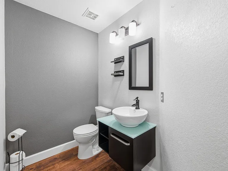 10232 N 12th Ct #2 — Photo 10