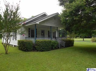 704 Harvey Rd, Effingham, SC 29541