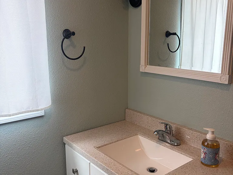 1233 Nehalem Ave — Photo 7