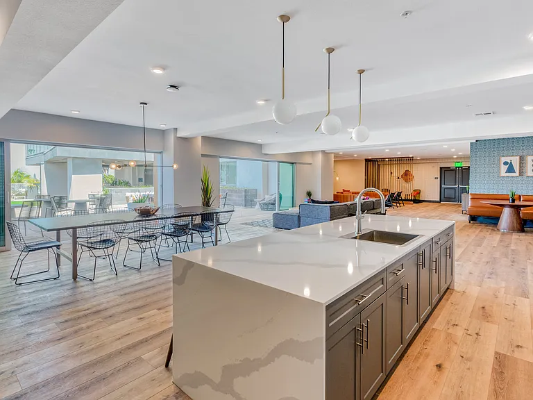 Ollie North Park Lofts — Photo 2