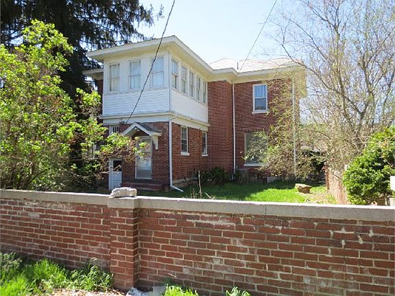 3rd image of 736 McCormick Blvd