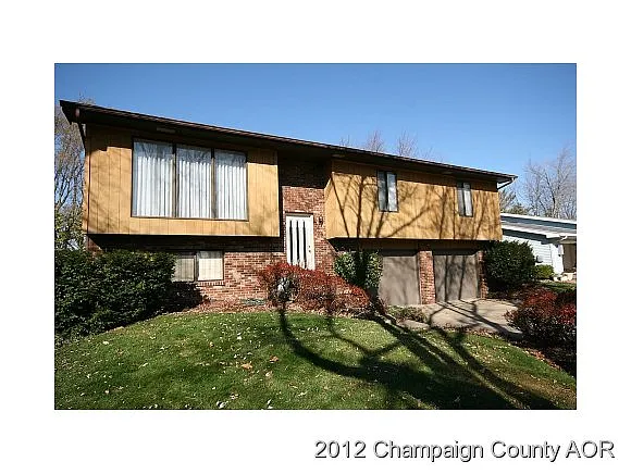 2518 Brett Dr photo 1