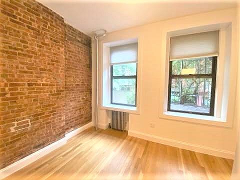 1st image of 427 E 73rd St #2A1