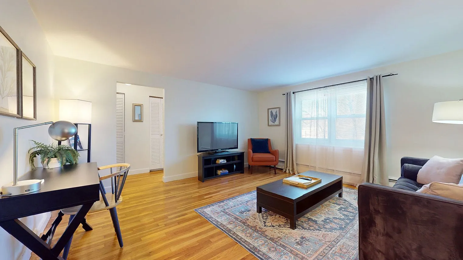 1 bed, 1.0 bath, 796 sqft, $3,385 — Photo 2