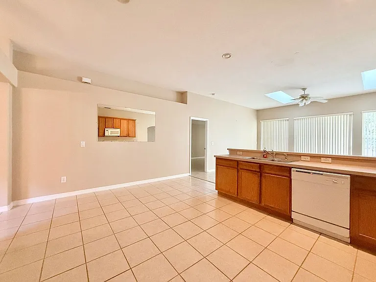 7112 Hiawassee Overlook Dr — Photo 3