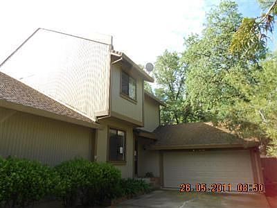 1st image of 3276 Heights Dr