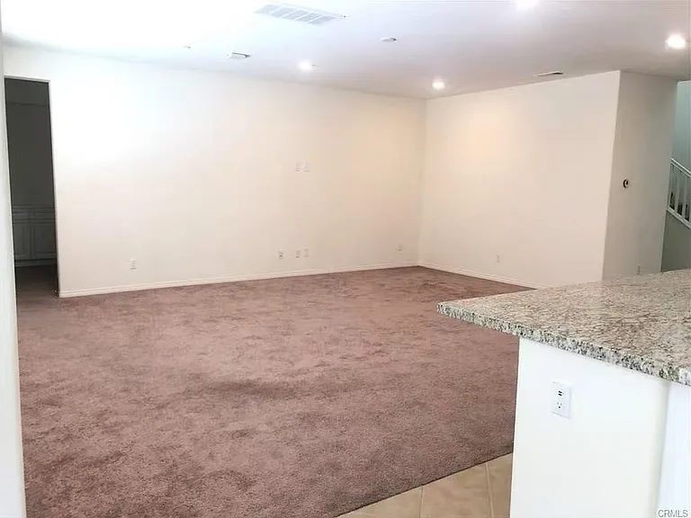 6998 Caledonia Way — Photo 12