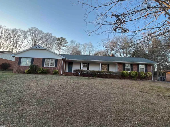 9 Stradley Ter, Greenville, SC 29617