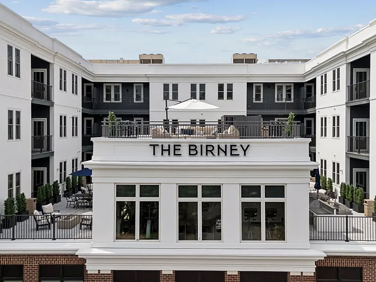 The Birney at Westhampton — Photo 2