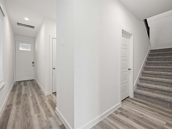 2nd image of 3241 Summercrisp Hollow Ln