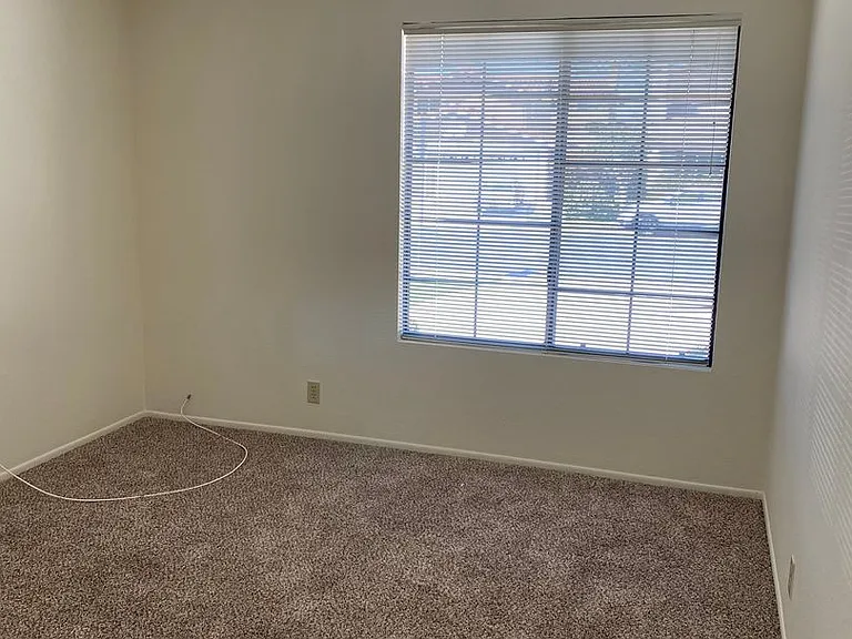 13826 Christian Barrett Dr — Photo 11