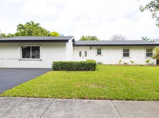 10241 SW 128th Ave, Miami, FL 33186