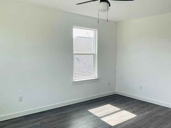 4th image of 7938 Cinderella St #B