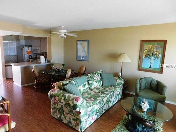 3rd image of 950 Tarpon Center Dr APT 302