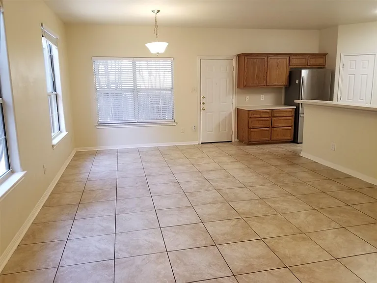 2928 Thrushwood Dr #A — Photo 5